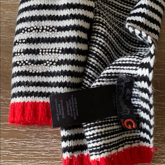 G by Guess Scarf - Picture 3 of 3